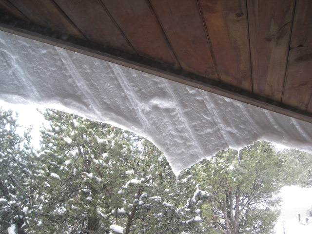 [Underside of a roof glacier]