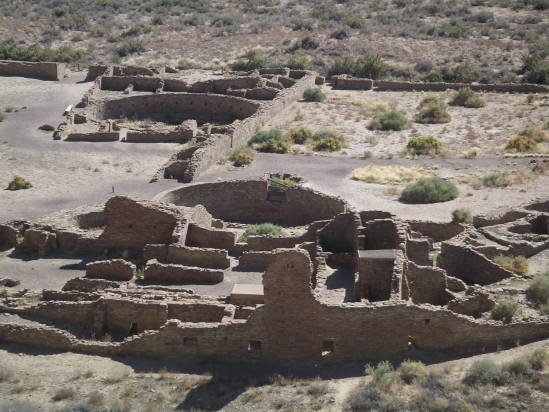 [Pueblo Bonito from above.]