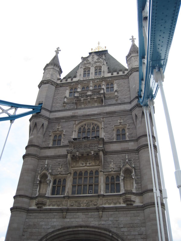 [Tower Bridge]