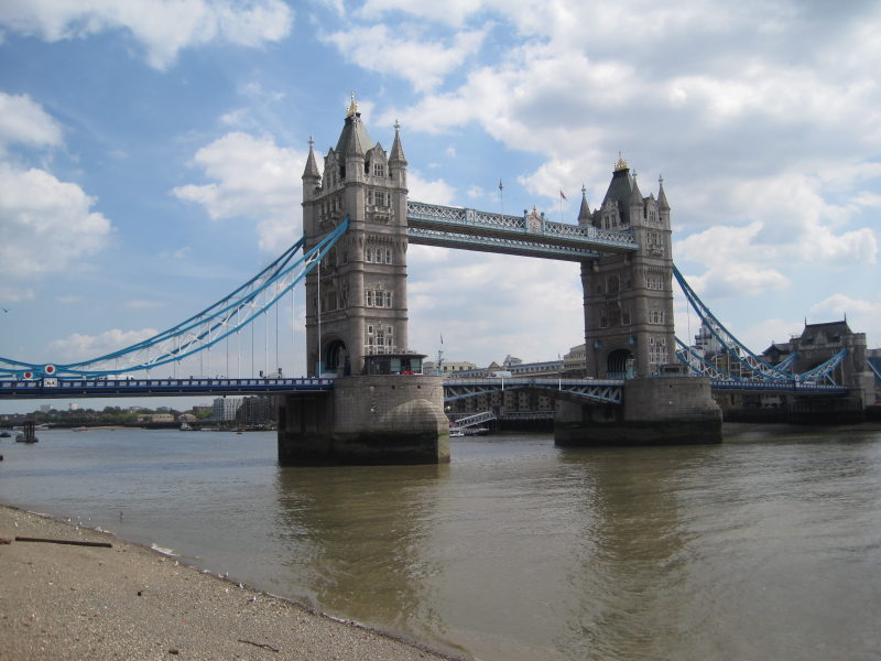 [Tower Bridge]