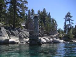 [Mini lighthouse at Thunderbird Lodge]